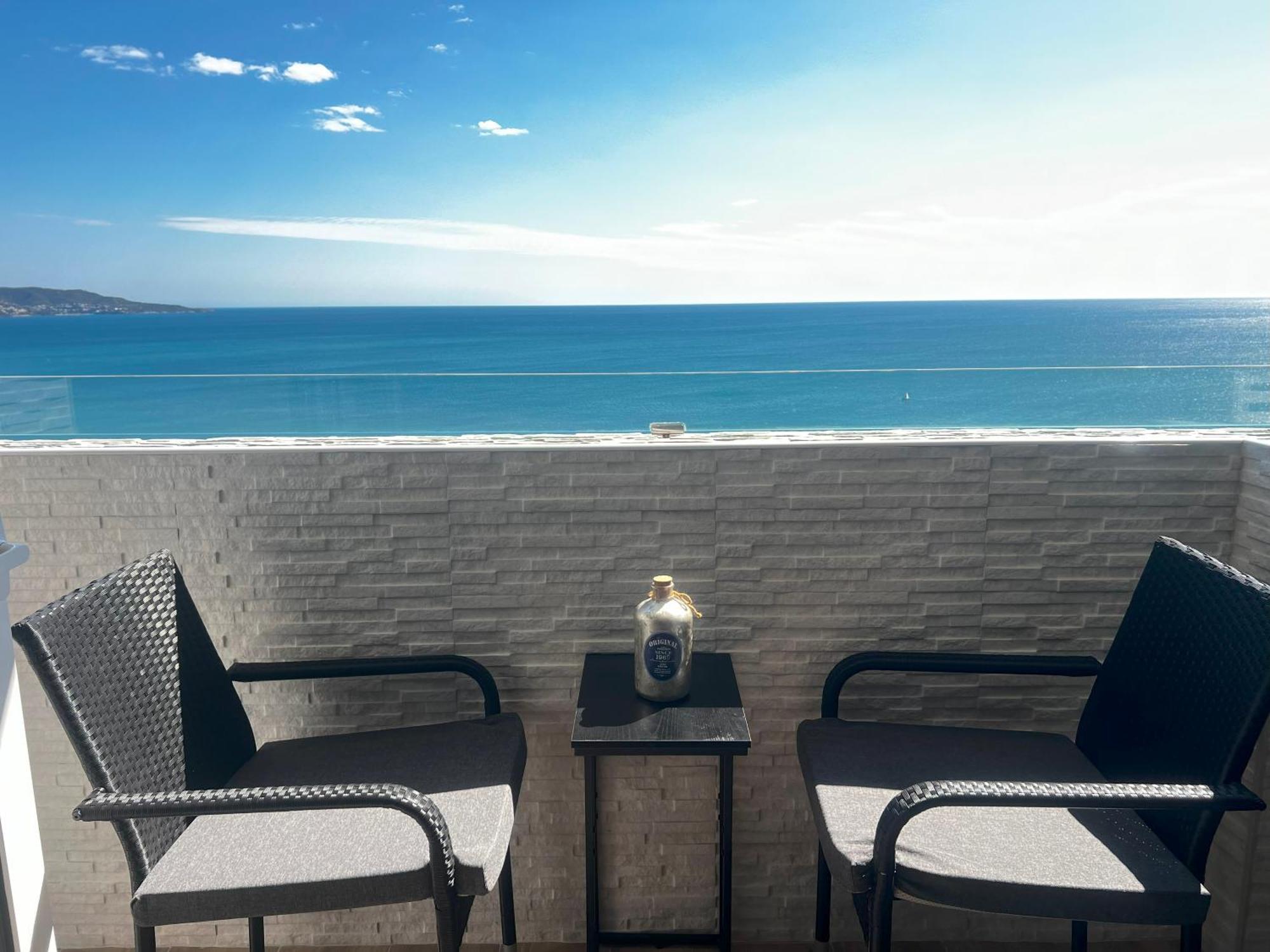 Penthouse On The Beach Ampuriabrava Exterior foto
